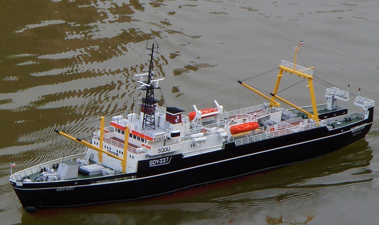 遥控汽油船模pt109鱼雷艇遥控汽油船模26cc汽油_手工小制作