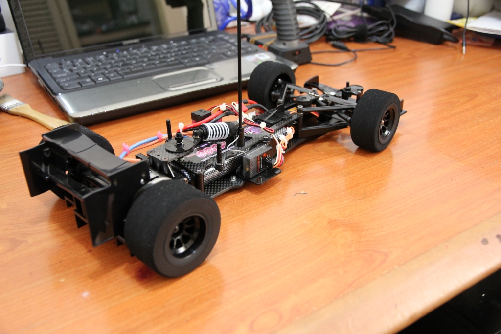 F104_02.jpg