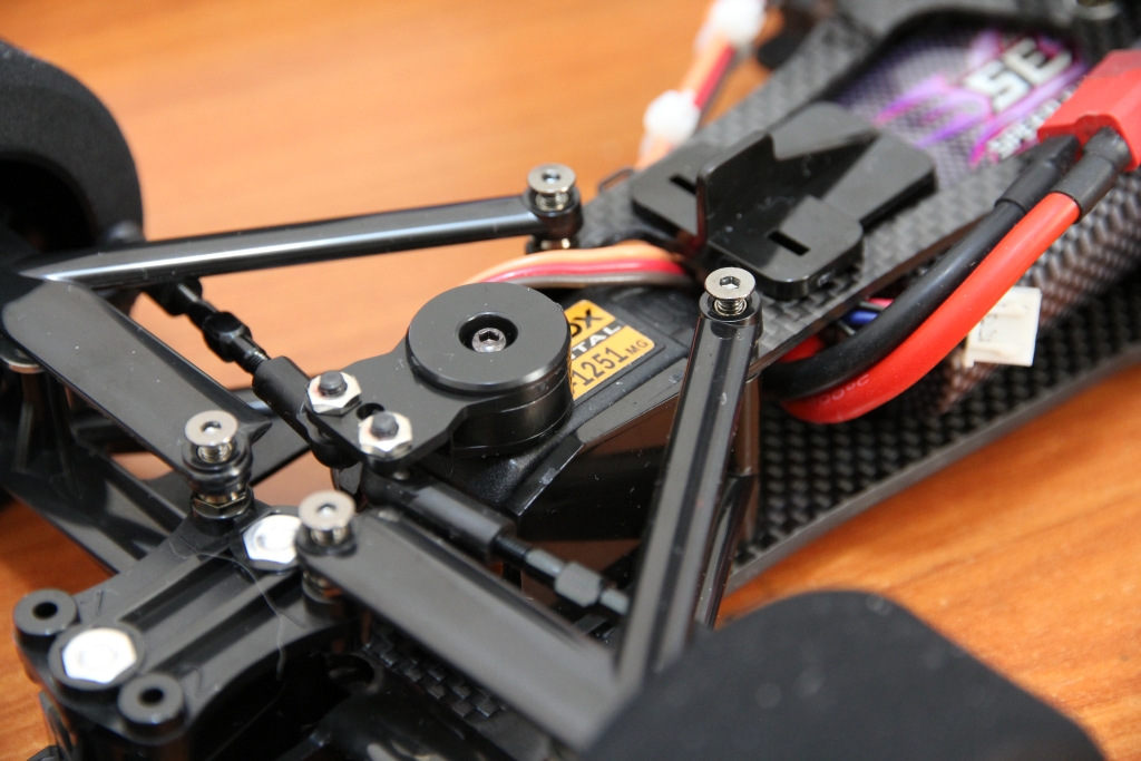 F104_03.jpg