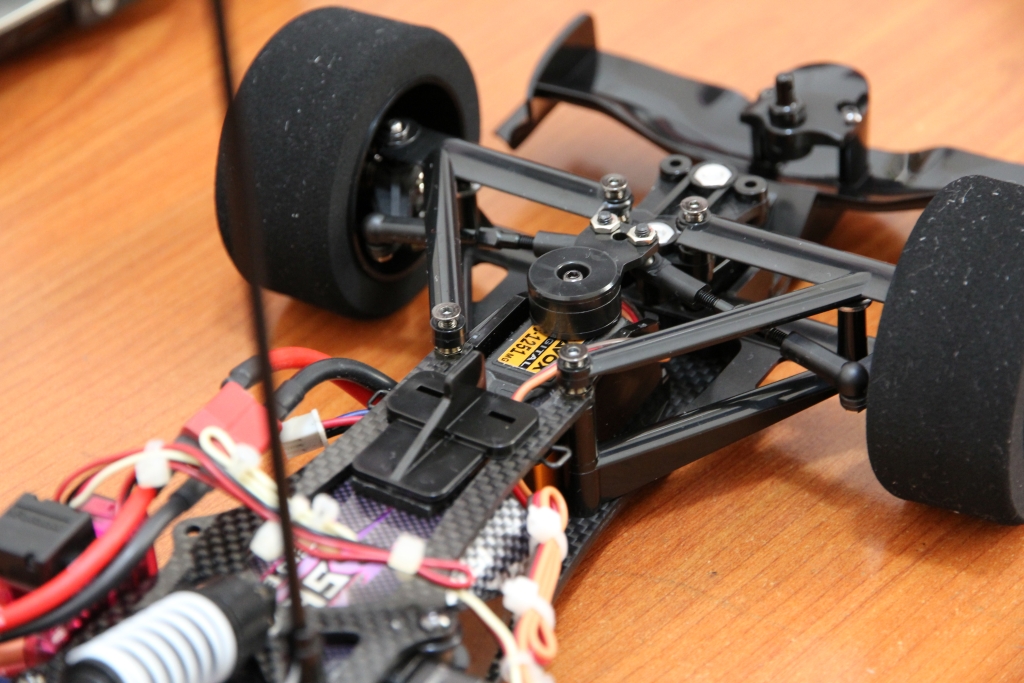 F104_04.jpg