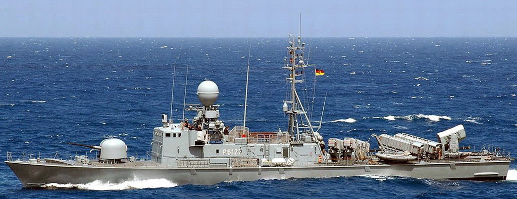 143a 导弹艇初下水