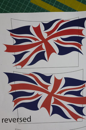 用電腦畫了個新英國旗，正反都做一個。