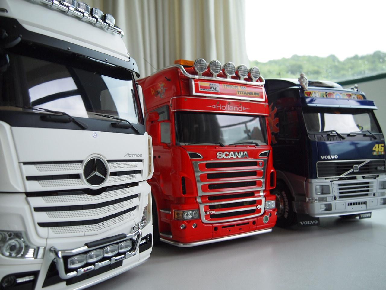 My RC trucks (4).jpg