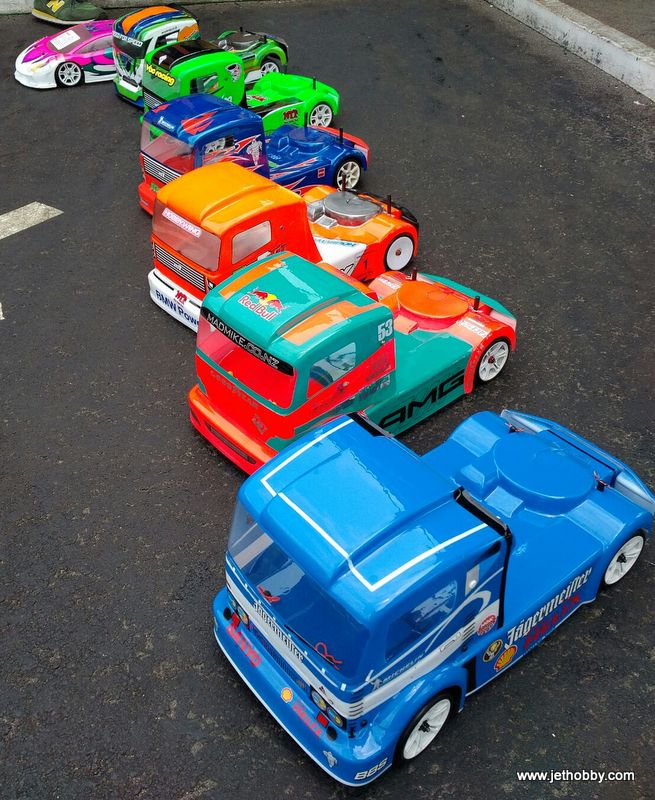 M Truck - Group photo_3.JPG