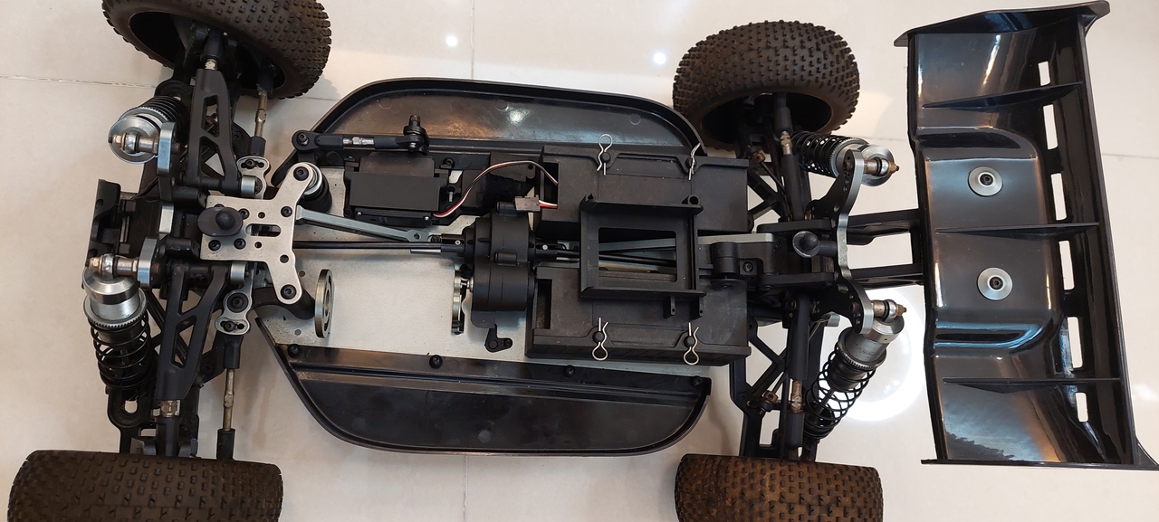 SELL: 1/8 Buggy Buggies 越野車 HKD650