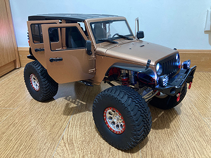 出售 ：SCX10第二代1/10全金屬門橋攀爬車$1500