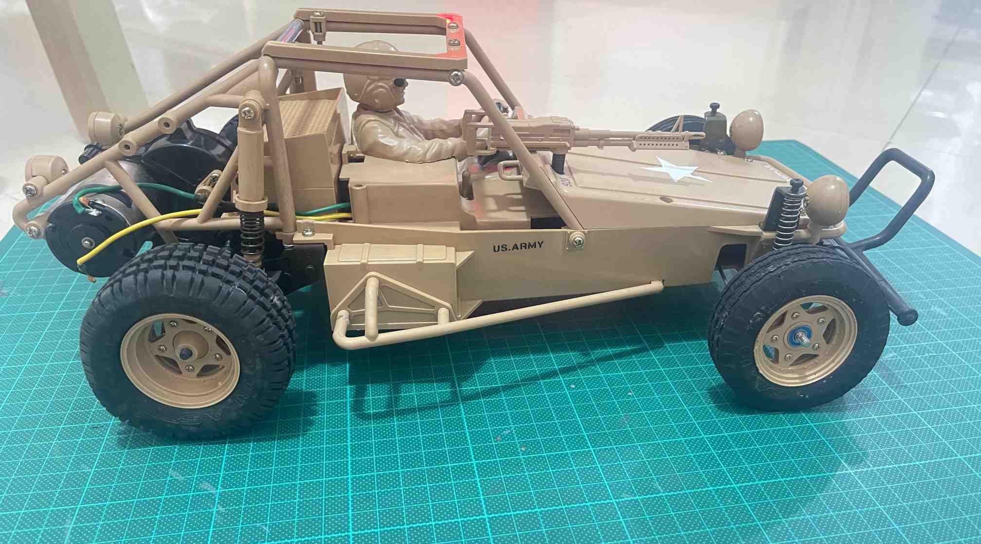Sell 絕版雙星Fast Attack Vehicle遙控軍車