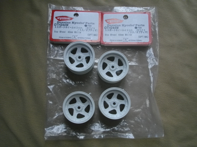 Kyosho optima 車呤四條 (OTH244W)