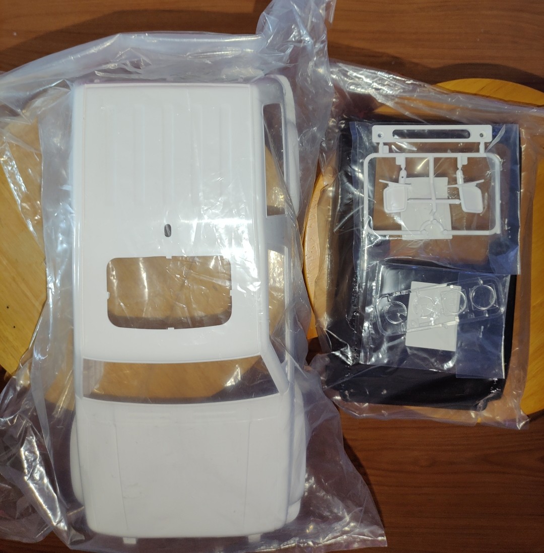 Sell : 全新Tamiya 1/10 PAJERO 車殼