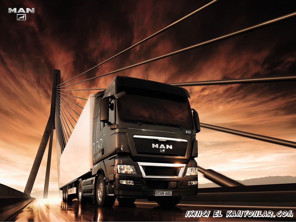 !Man TGX V8 680 HP Horse power black.jpg