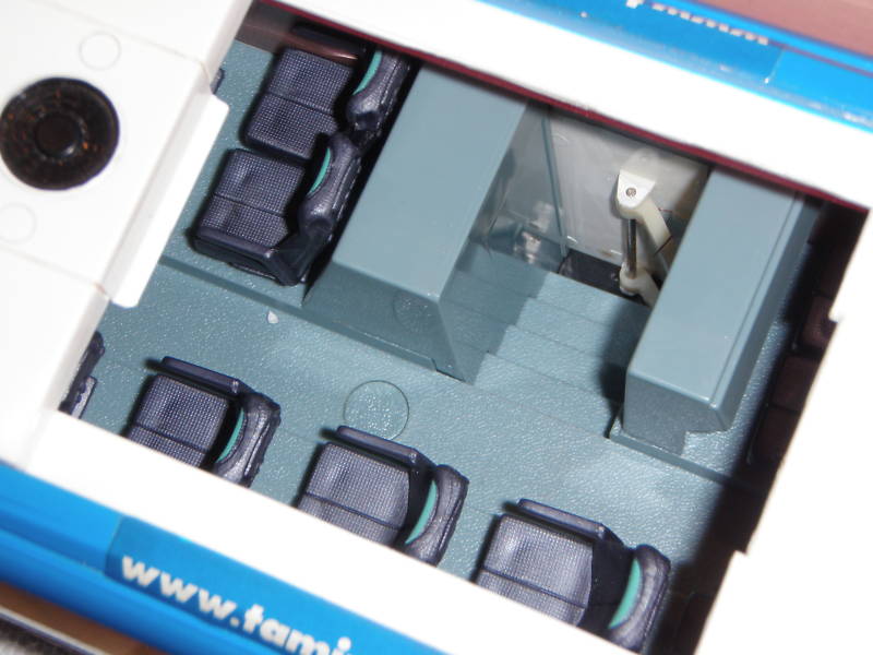 !Br CptwBWk~$(KGrHqEOKicEvMi8HVg(BL2D!8pHDw~~_3.jpg