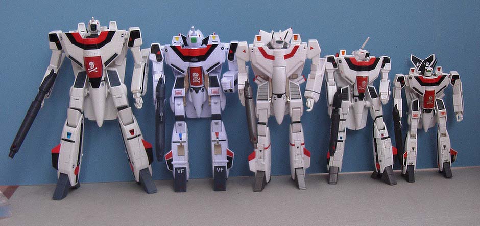 battroid-comparison-group-4.jpg
