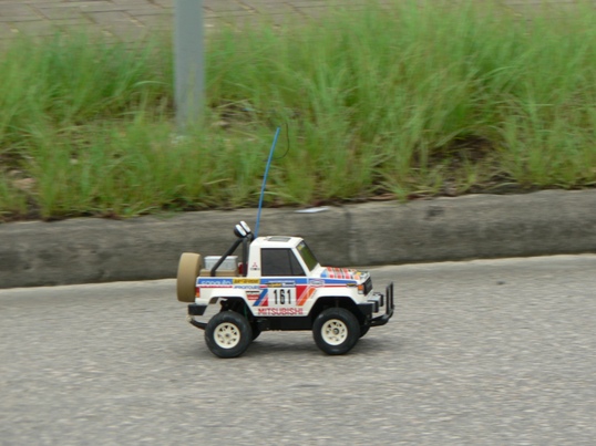 84pajero09.JPG